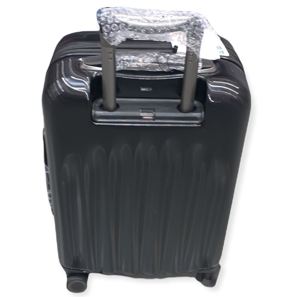 Ricardo Hardside Lightweight Carry On 350o Spinner Luggage Including Accessories - Picture 5 of 16